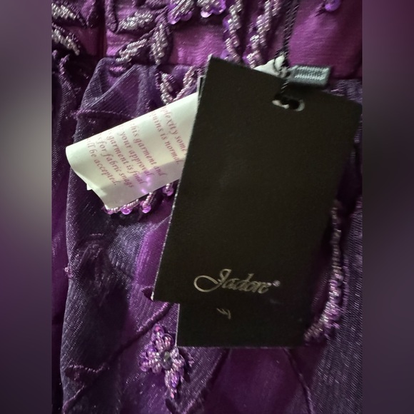 NWT-Purple Off-Shoulder cocktail Dress - Picture 7 of 7